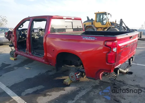 2021 Chevrolet Silverado K1500 Lt Trail Boss z USA, uszkodzony, nr VIN 1GCPYFED8MZ243854